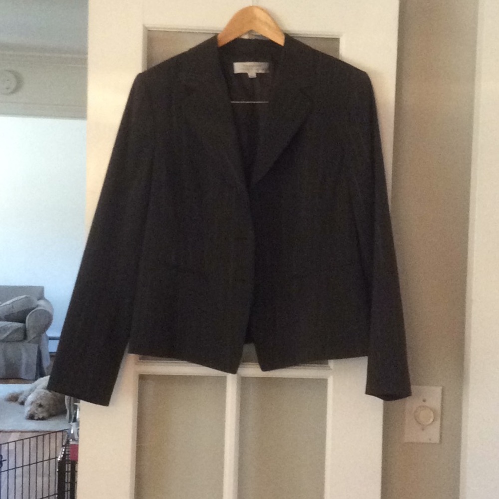 Tahari blazer size 14